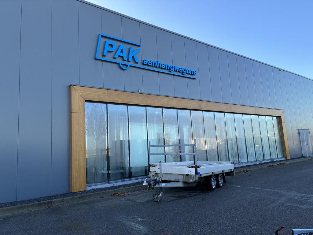 Tweedehands Proline Plateauwagen 350×185 2700kg 2017